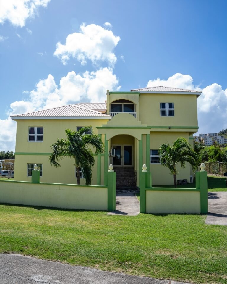 Golf-View-Apartments